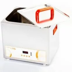 Clifton 8 Litre Unstirred Digital Bath - FL08D